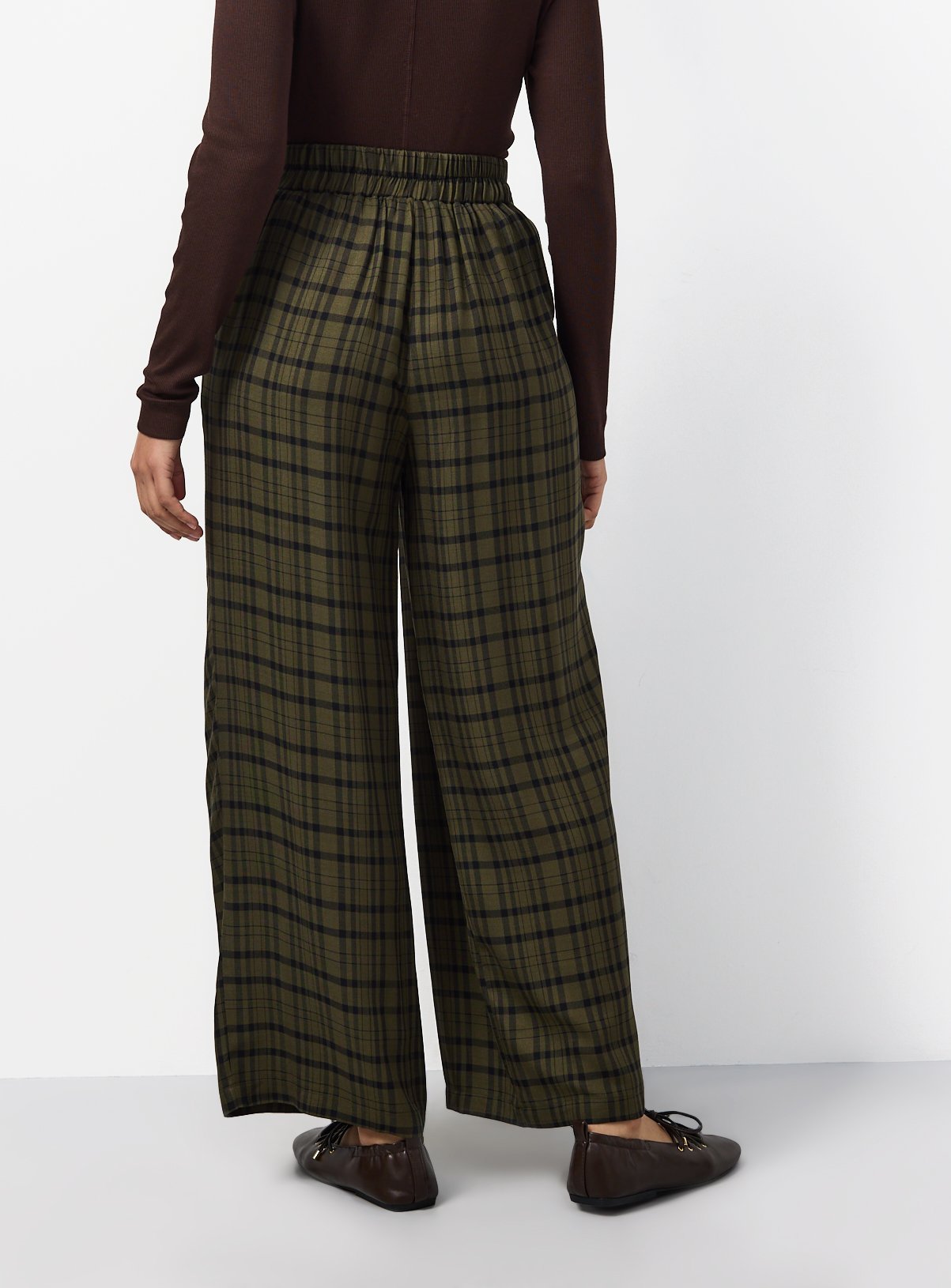 Green Check Wide Leg Pleat Trousers 8 - Image 4 thumbnail